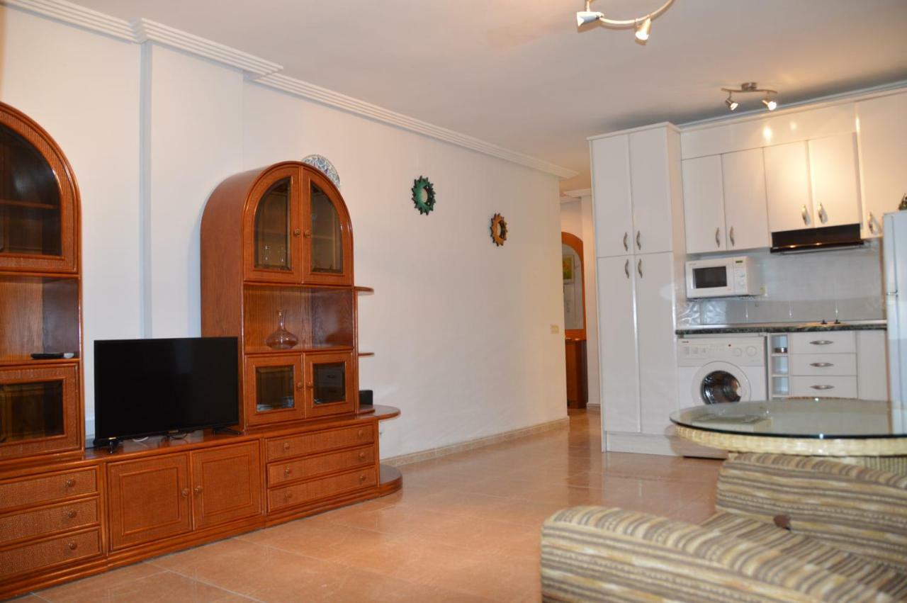 Emalco Anis Primera Linea Benidorm Bagian luar foto